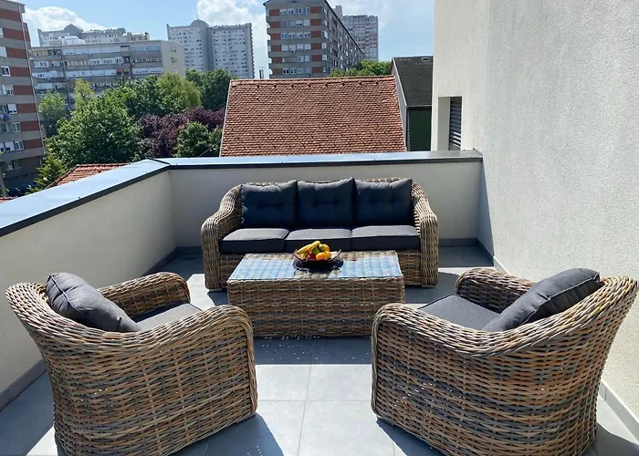 4-Star Zagreb Penthouse
